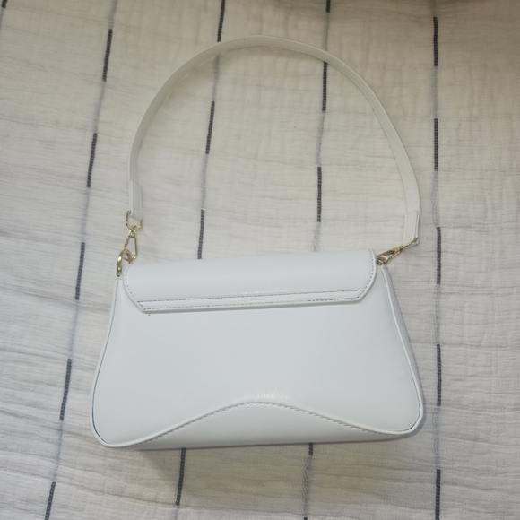 DUPE White Designer Handbag - Picture 3 of 5